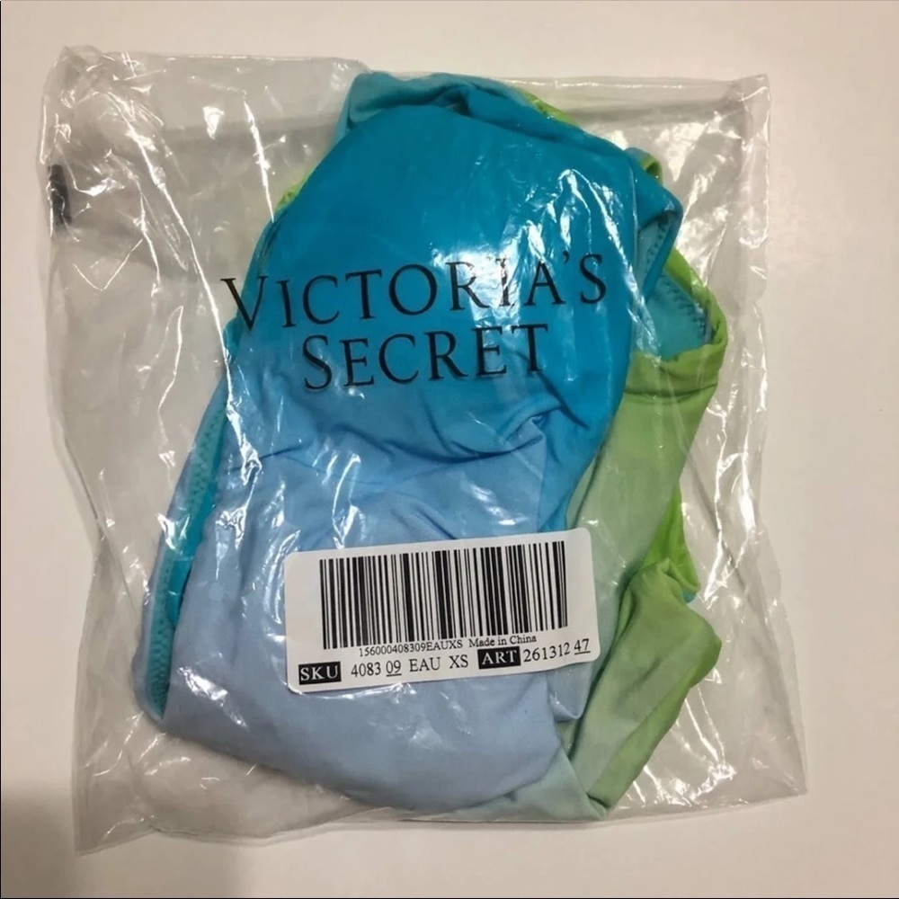 VICTORIA'S SECRET Strappy V-Plunge One-piece - Picture 4 of 6